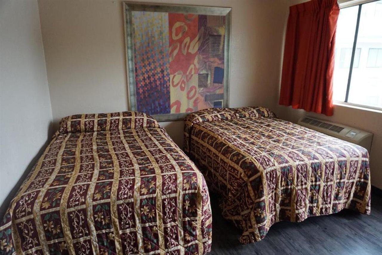 Econo Lodge San Antonio Northeast I-35 外观 照片