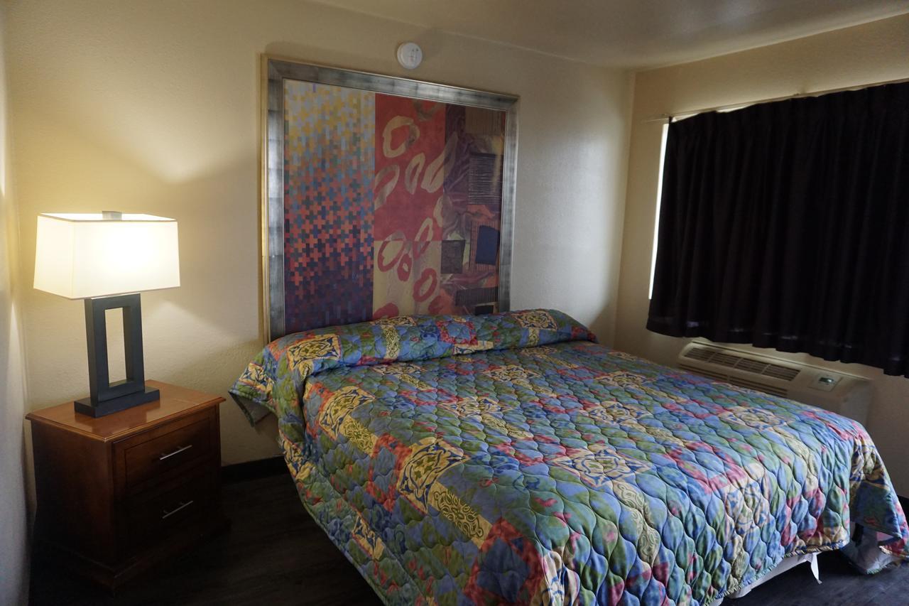 Econo Lodge San Antonio Northeast I-35 外观 照片
